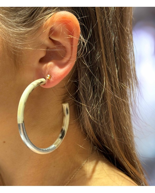 Boucles d'oreilles - créoles - corne - argenté - feuille d'argent